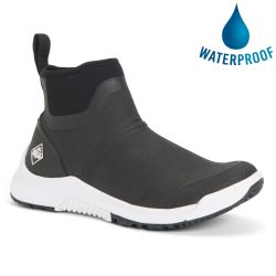Muck Boots Women's Outscape Chelsea Waterproof Boots - Black