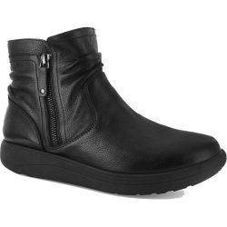 Strive Womens Whitby Chelsea Ankle Boots - Black