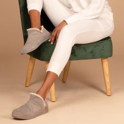 Strive Womens Geneva Slipper Boots - Charcoal Grey
